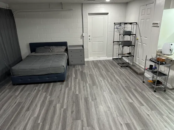 1 Jack Calhoun Dr, Kissimmee, FL 34741