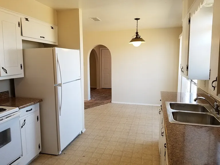 3108 Duckworth Ave — Photo 7