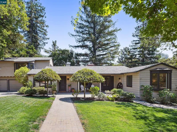 16 El Verano, Orinda, CA 94563