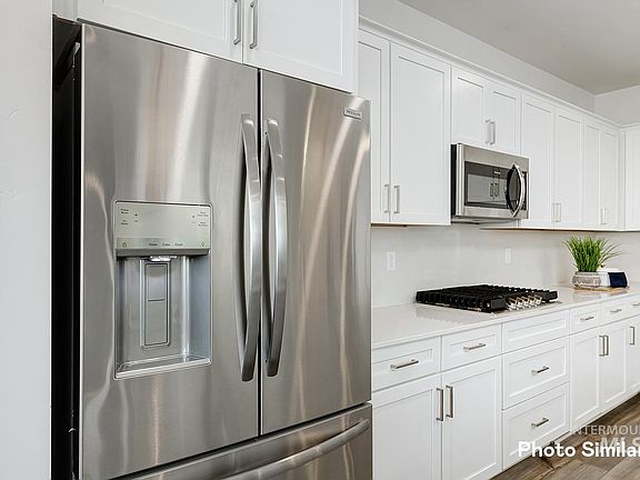 6th image of this home