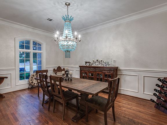 5th image of 5403 Miramar Ln