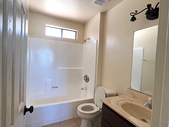 Bathroom (under repairs)