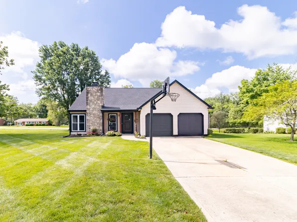 8925 Sunburst Cir, Indianapolis, IN 46227