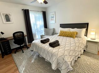 1421 Greenfield Ave APT 4, Los Angeles, CA 90025