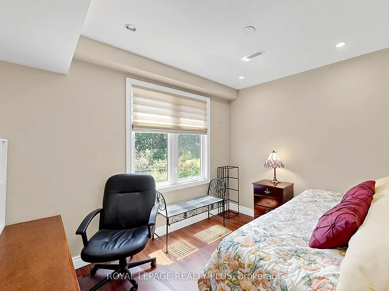 2328 Yolanda Dr — Photo 23