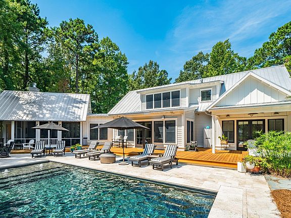 3rd image of 3523 War Admiral Ct