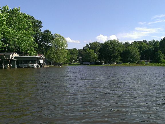 Heading into the homeport