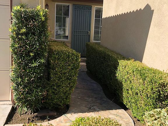 3rd image of 29565 Evans Ln