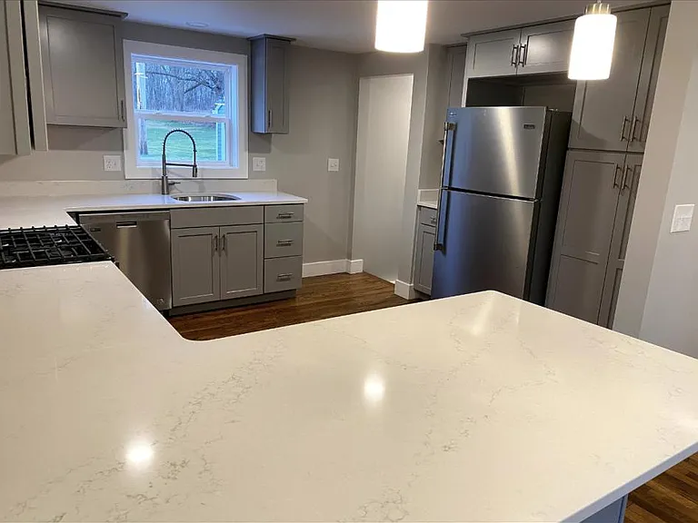 1570 Baker Rd — Photo 8