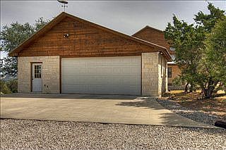 3rd image of 2539 Summit Dr