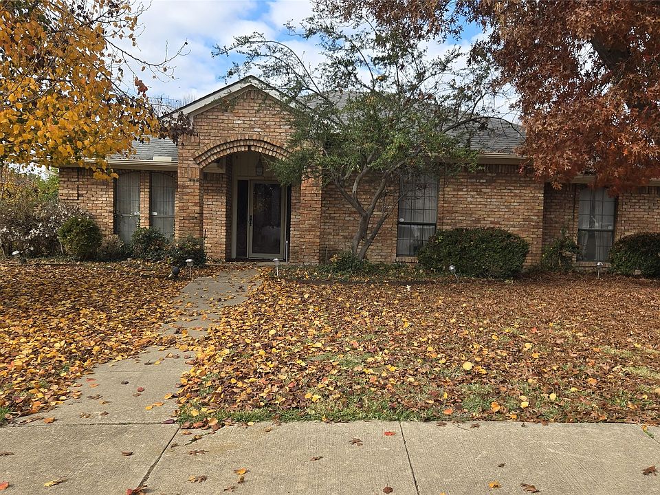 1st image of 2909 Redwood Dr