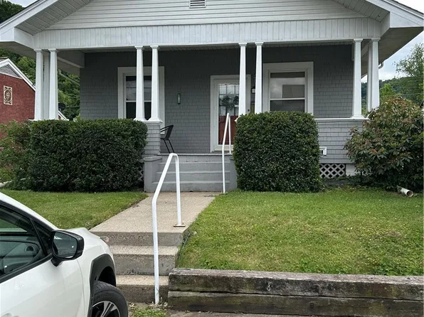 5203 Washington Ave SE, Charleston, WV 25304