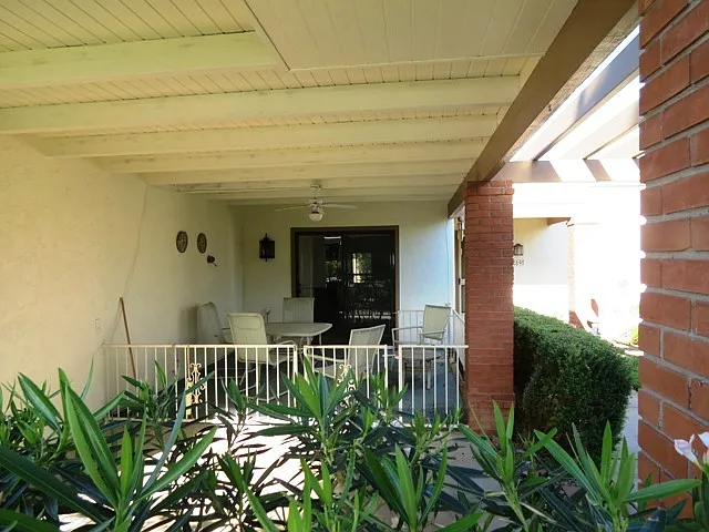 Manor 89-Seasonal — Photo 3