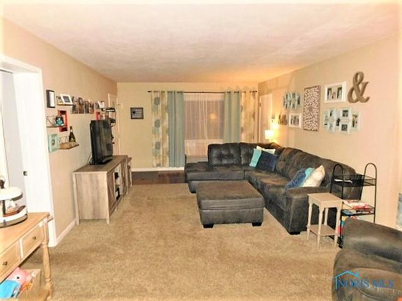 2nd image of 1416 Graceland Ave