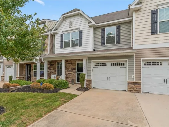 106 Tanner Grove Ct, Kernersville, NC 27284
