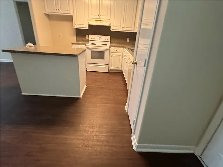 16310 Long Valley Ct — Photo 30