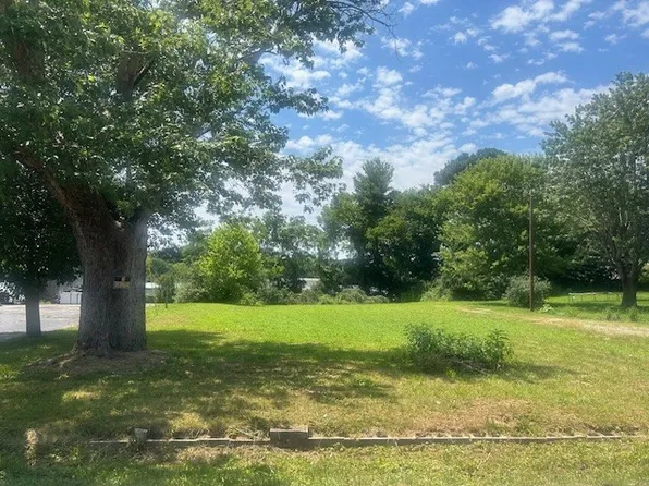 307 W End Ave, McMinnville, TN 37110