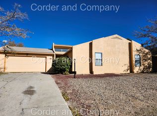 2261 Green Lake Rd NE, Rio Rancho, NM 87124