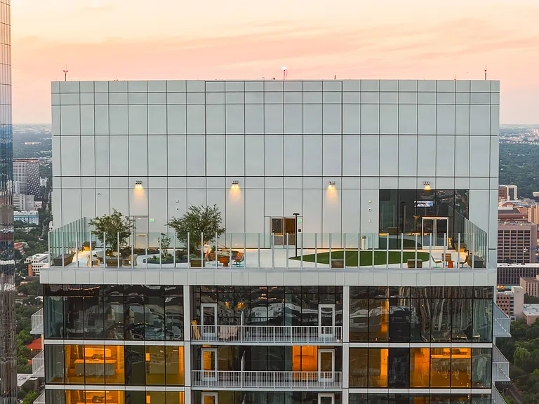 The Residences at ATX Tower — Photo 49