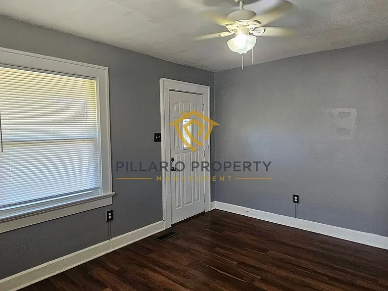 44 S Ewing St — Photo 8