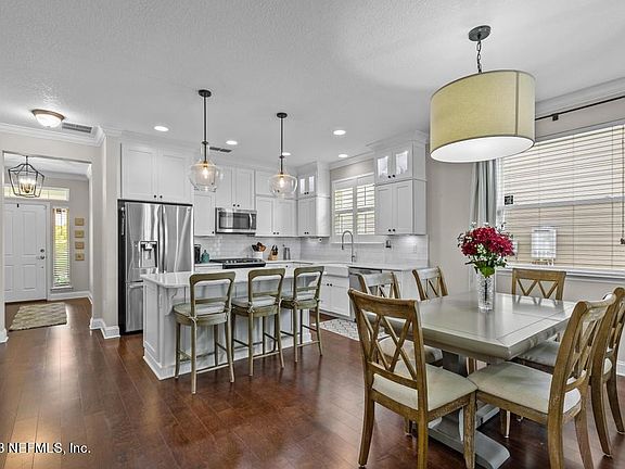 2nd image of 141 Edisto Pl