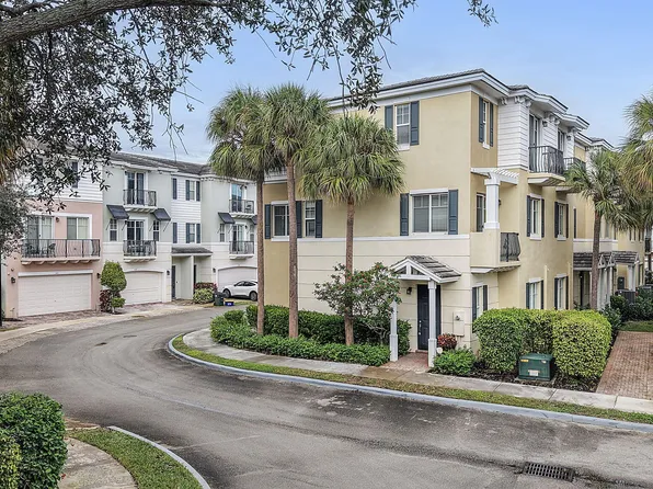 560 NW 39th Cir #560, Boca Raton, FL 33431