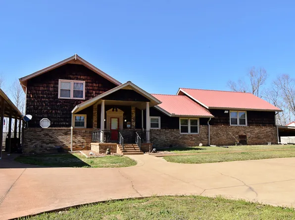 108 Oneida Dr, Lobelville, TN 37097