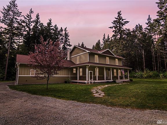 Evening view of this gorgeous home