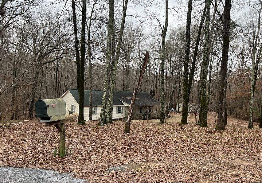 2nd image of 182 Dena Ct
