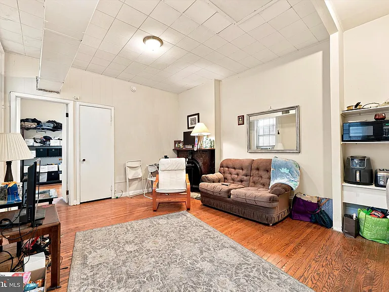1807 Spruce St #2R — Photo 2