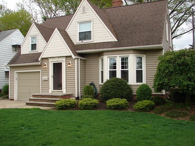 Much larger than it looks!!!