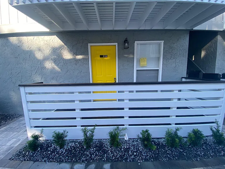810 2nd Ave N — Photo 2