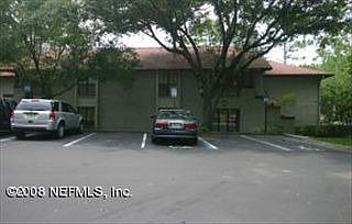 1st image of 904 Wood Hill Dr #904
