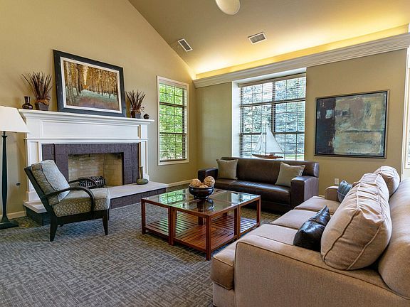 2nd image of 5491 W Rosebud Ct SE APT 4