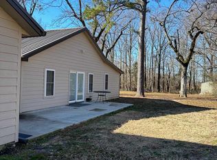 1146 Red Hill Rd, Romance, AR 72136