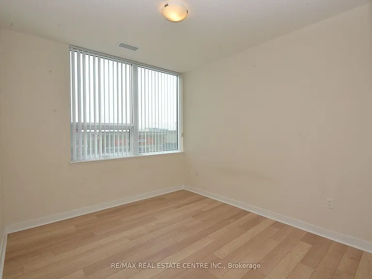 3975 Grand Park Dr #204 — Photo 11