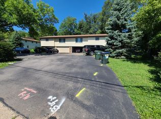 5800 W Old Shakopee Rd, Bloomington, MN 55437