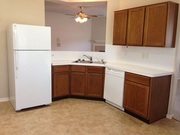 2nd image of 3910 Cyril Dr