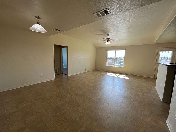 4th image of 3503 Ennis Dr