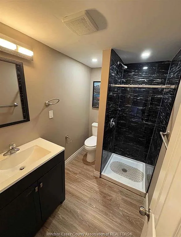 2 bed, $1,600 — Photo 2