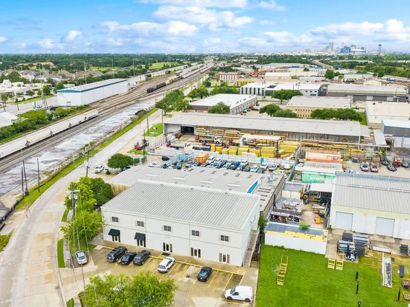 1616 L And A Rd, Metairie, LA