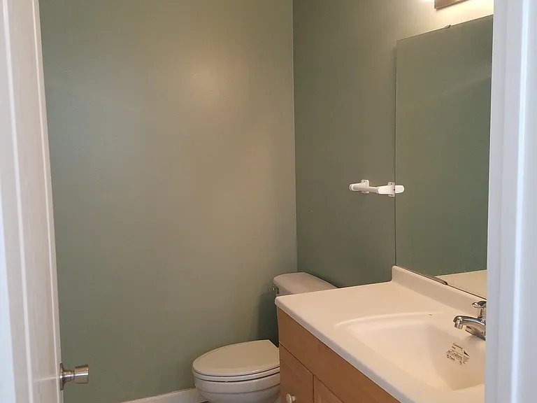 5421 Vineland Rd — Photo 12