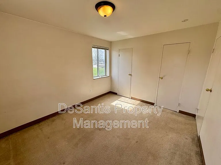 816 Perry Hwy #29 — Photo 14
