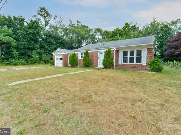 49 Logan St, Bridgeton, NJ 08302