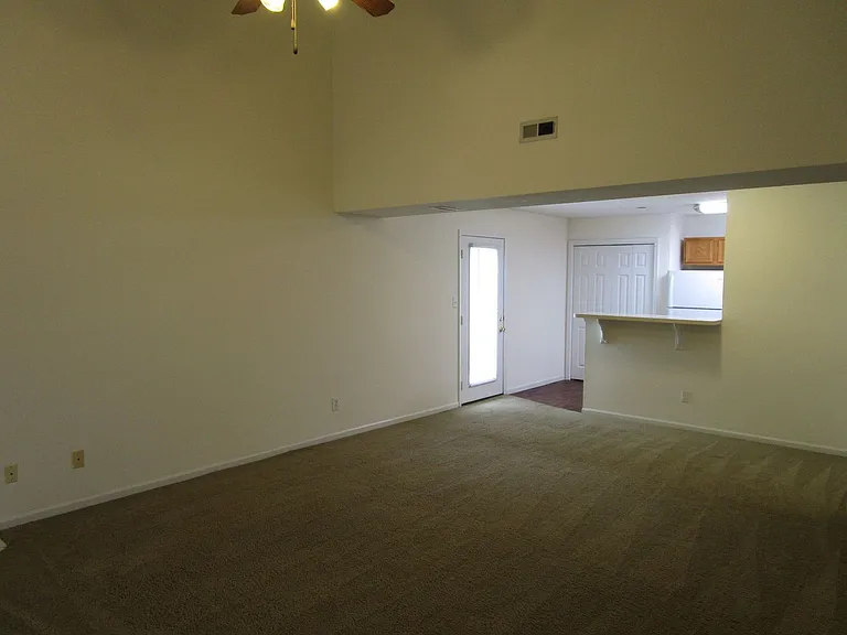 5004-5006 Betty Jean Way — Photo 4
