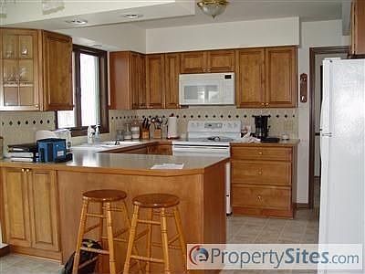 5th image of 2674 Creek View Dr