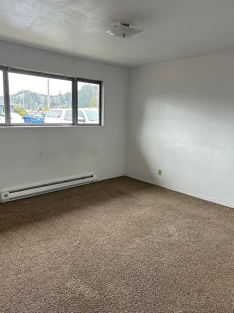 2 bed, $1,150 — Photo 4