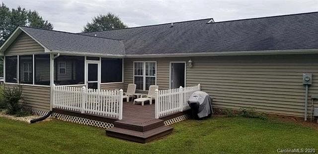 2nd image of 113 Pinkney Ln