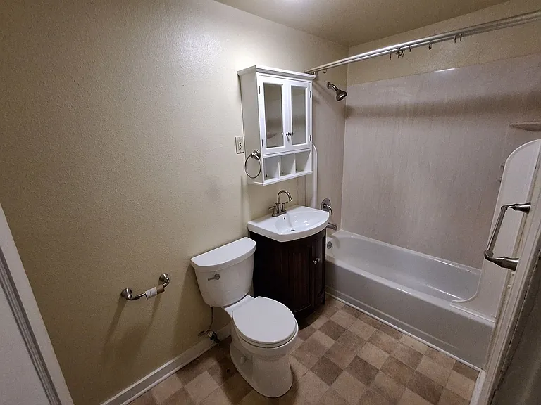 Arvin Duplex — Photo 6