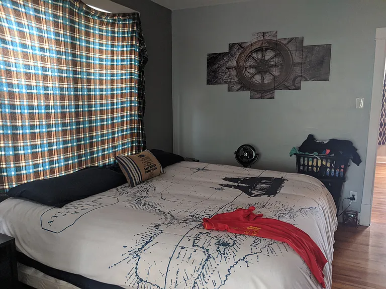 5225 Bancroft Ave #2W — Photo 7